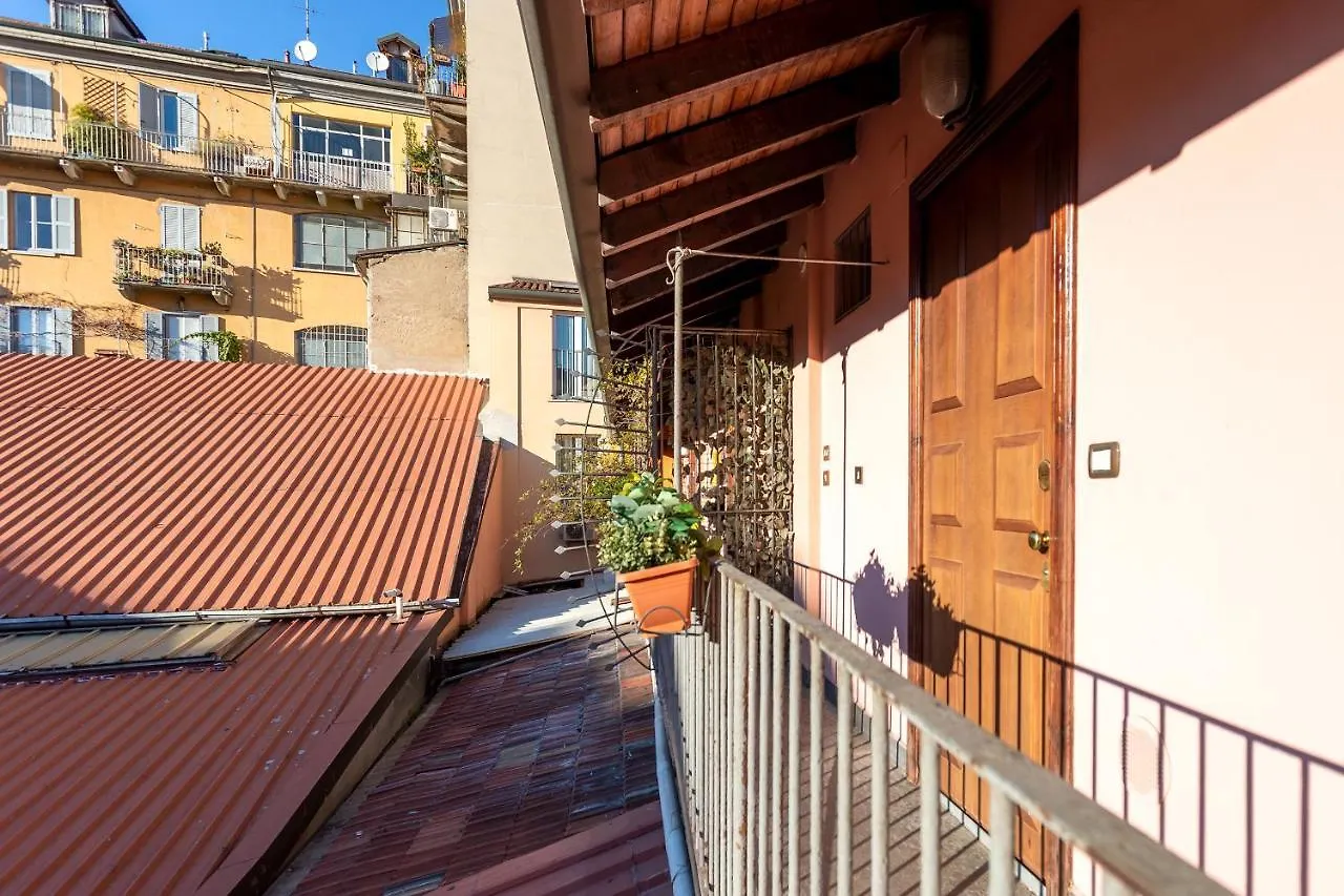 Design Loft Walking Distance Brera-Duomo With Wifi+Netflix Apartment Milan Italy